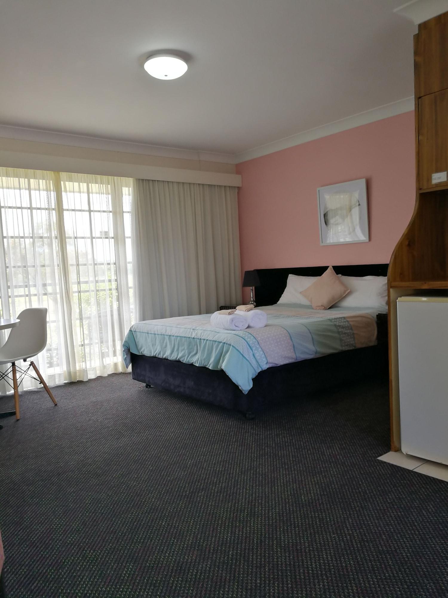 Lakeside Lodge Motel Лисмор Экстерьер фото