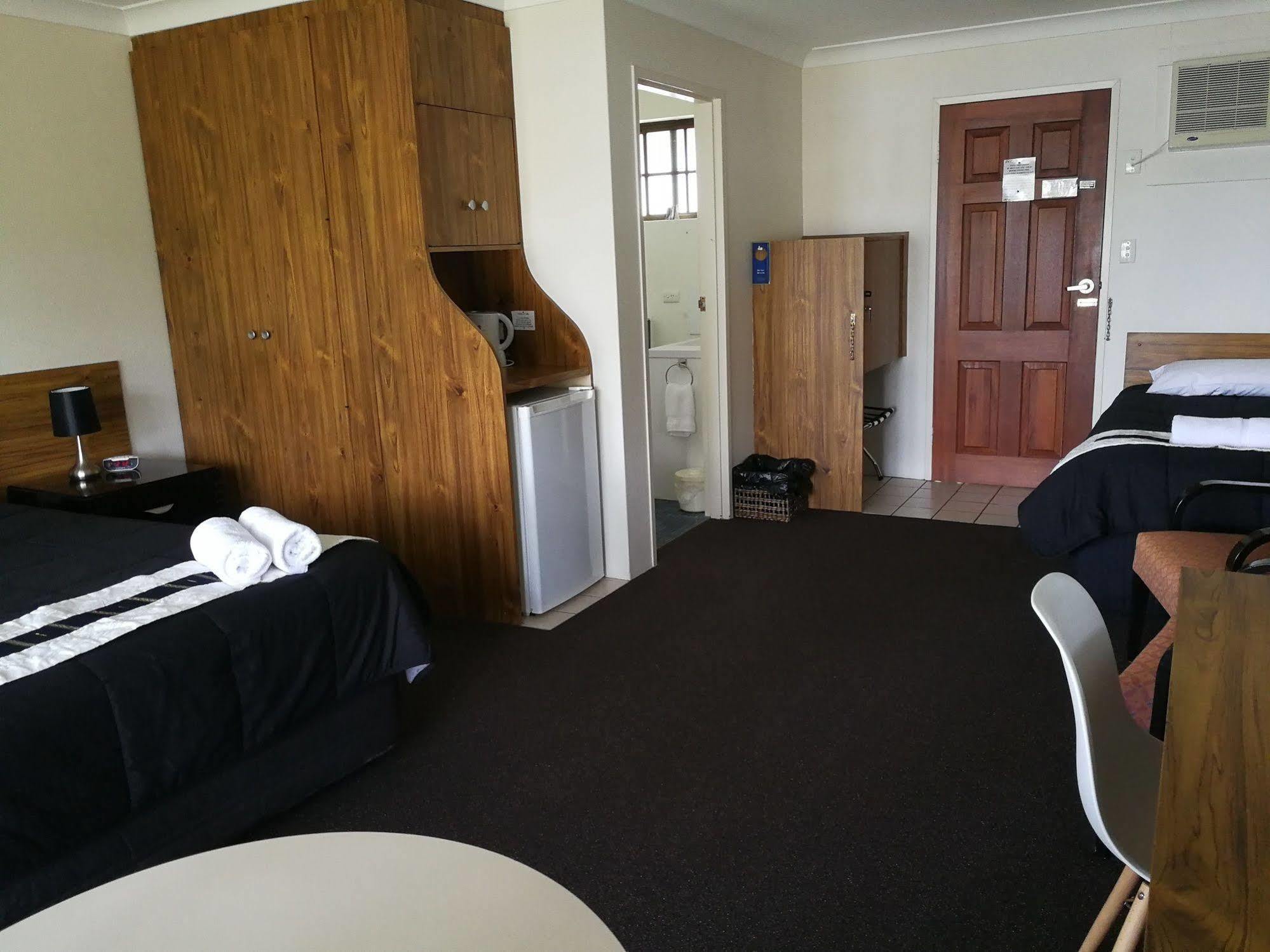 Lakeside Lodge Motel Лисмор Экстерьер фото