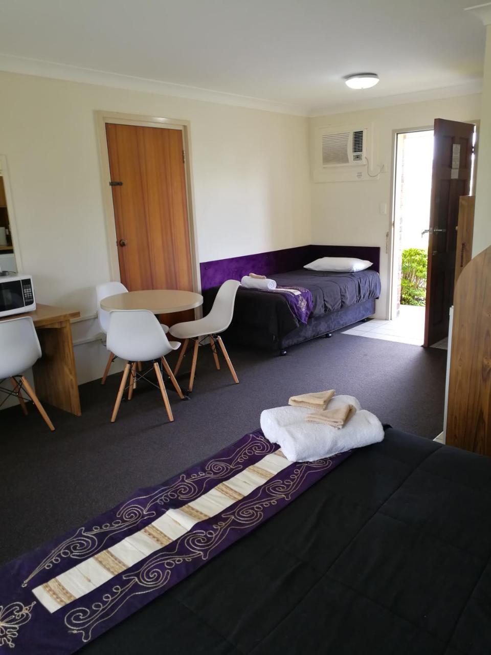 Lakeside Lodge Motel Лисмор Экстерьер фото
